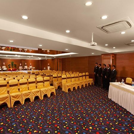 Sivaraj Inn Salem Bagian luar foto