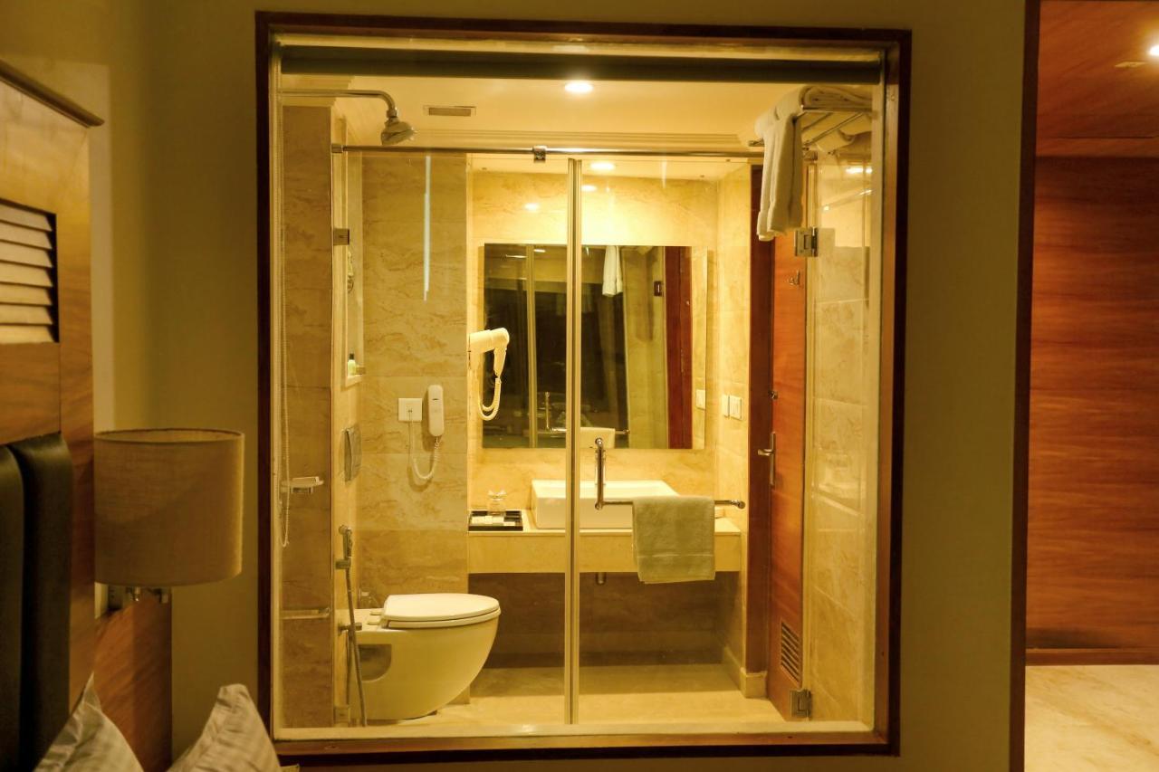 Sivaraj Inn Salem Bagian luar foto