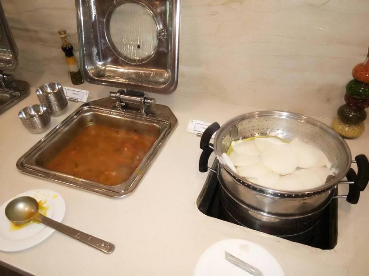 Sivaraj Inn Salem Bagian luar foto
